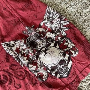 Men’s Affliction 2XL T shirt V neck in excellent condition